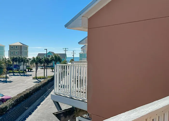 Laguna Bella Unit B8 Holiday home *